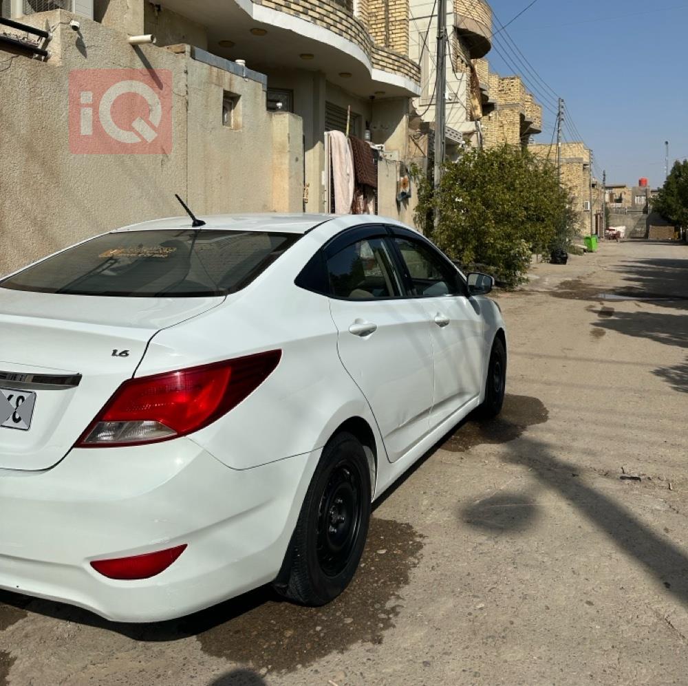 هیۆندای ئەکسنت